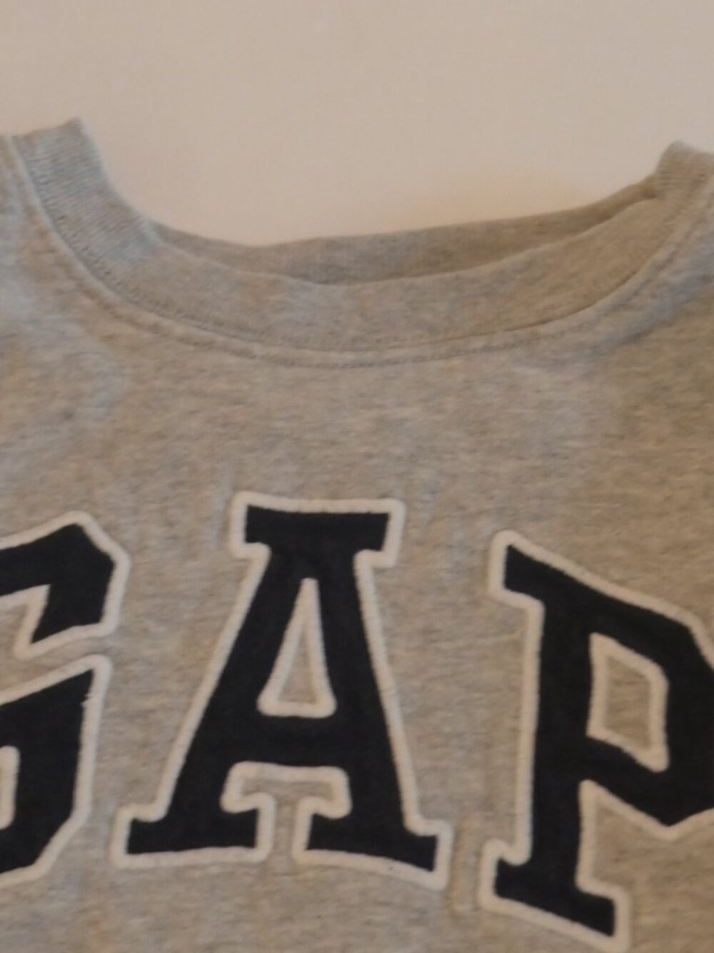 Gap sweater - Picture 3 of 4